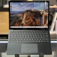 سرفیس لپتاپ 3 مشکی فوق العاده i5 رم 8 درحداک