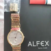 دو تا ساعت مناسب عروس و داماد