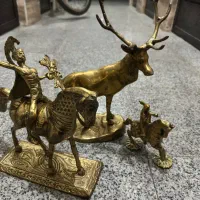 مجسمه برنجی