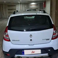 رنو ساندرو استپ وی دنده‌ای