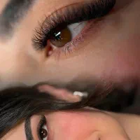 اکستنشن مژه با تخفیف تا آخر تیرماه