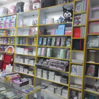 قفسه و دکوراسیون مغازه