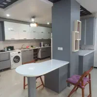 نصاب کاغذدیواری نصب برچسب کابینت نصاب ماربل