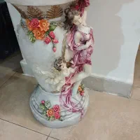 آبنما و ظرف میوه خارجی