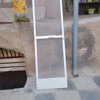 درتوری سالم درحدنو نرده درورودی اسب باجای آب