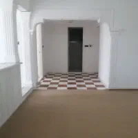 موکت کرم تمیز
