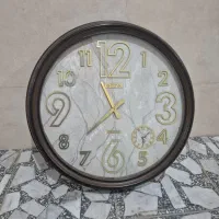 ساعت دیواری