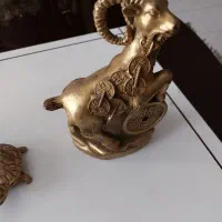 مجسمه برنجی