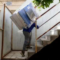 کارگر اثاثیه منزل وماشین