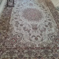 یک تخته فرش ۹ متری  ماشینی ۵۰۰ شانه تراکم ۱۰۰۰