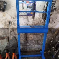 دستگاه پرس