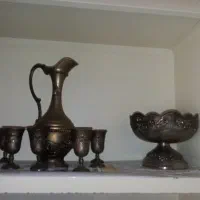 ۲ ست پارچ لیوان سن هردو بیش از ۵۰ سال
