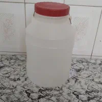 دبه ۴کیلو ونیمی