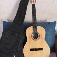 گیتار کاملا نو