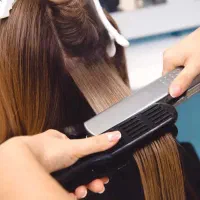 نیاز به دستیار مسلط به اتوکشی کراتین ساکن زیتون