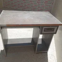 میز کامپیوتر