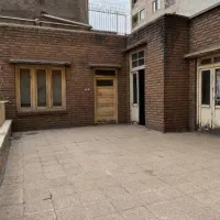 اجاره خانه حیاط دار/ مناسب انبار و سکونت