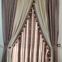 دوعددپرده مخمل ،زیرحریر،زیرحریرپارچه سفید ،درحدنو