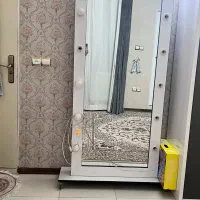 اینه چراغ دار