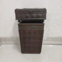 سطل وجادستمال چرم وچوب