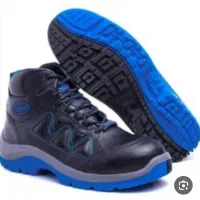 کفش کار مدل نووا