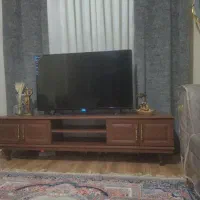آیینه وکنسول ومیزتوی