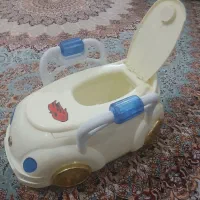 با سلام یک عدد توالت فرنگی در حد نو