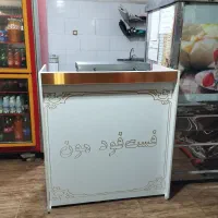 نیازمند نیرو برای کار در ساندویچی و صبحانه