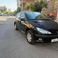 ۲۰۶ مدل ۸۷ سالم