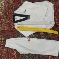 لباس تکواندو سایز۳ به همراه دو عدد کمر