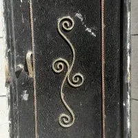 درب اهنی ساختمان