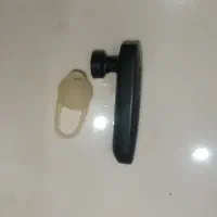 ایرپاد تک گوش