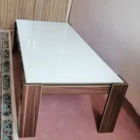 میز بزرگ یا جلو مبلی