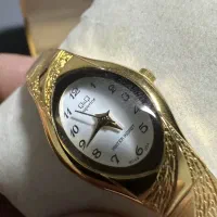 ساعت Q&Q