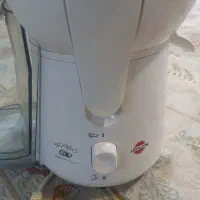 آبمیوه گیری پارس خزر در حد نو