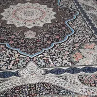 یک عدد فرش ۱۲ متری و یک عدد فرش ۹ متری