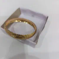 طلا ۲۰۰ بالای تابلو