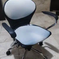 صندلی گردان