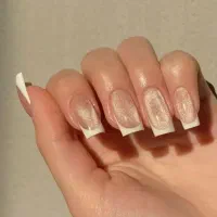 خدمات ناخن همراه با تخفیف ویژه