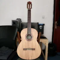 گیتار یاماها C40 قدیمی