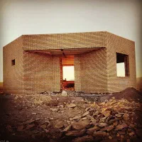 زمین-با-توجیه-ساخت