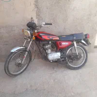 موتور ۱۲۵مدل ۸۳