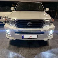 لندکروزر2012