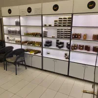 ویترین مغازه