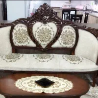 مبل سلطنتی تاجدار
