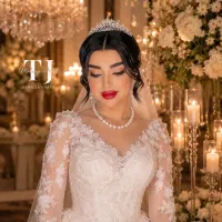 خدمات میکاپ و شینیون