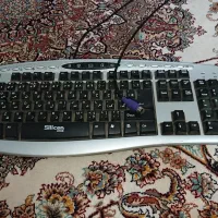 کیبورد قدیمی مکانیکی سیلیکون پورت ps2 سالم