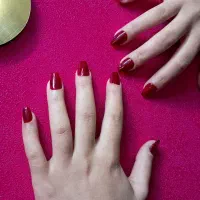 کاشت ناخن فقط 280