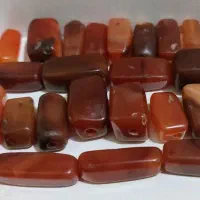 تعدادی عقیق باستانی