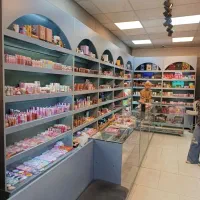 8دکور موبایل داروخانه آرایش عطر  کیف کفش  دخانیات